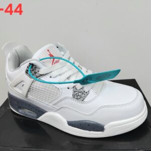 Grey & Mint Air-Style Sneaker (Sizes 40–44)